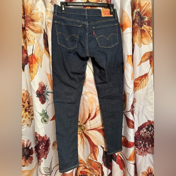 Levi's Women's 710 Super Skinny Jeans - Picture 2 of 10